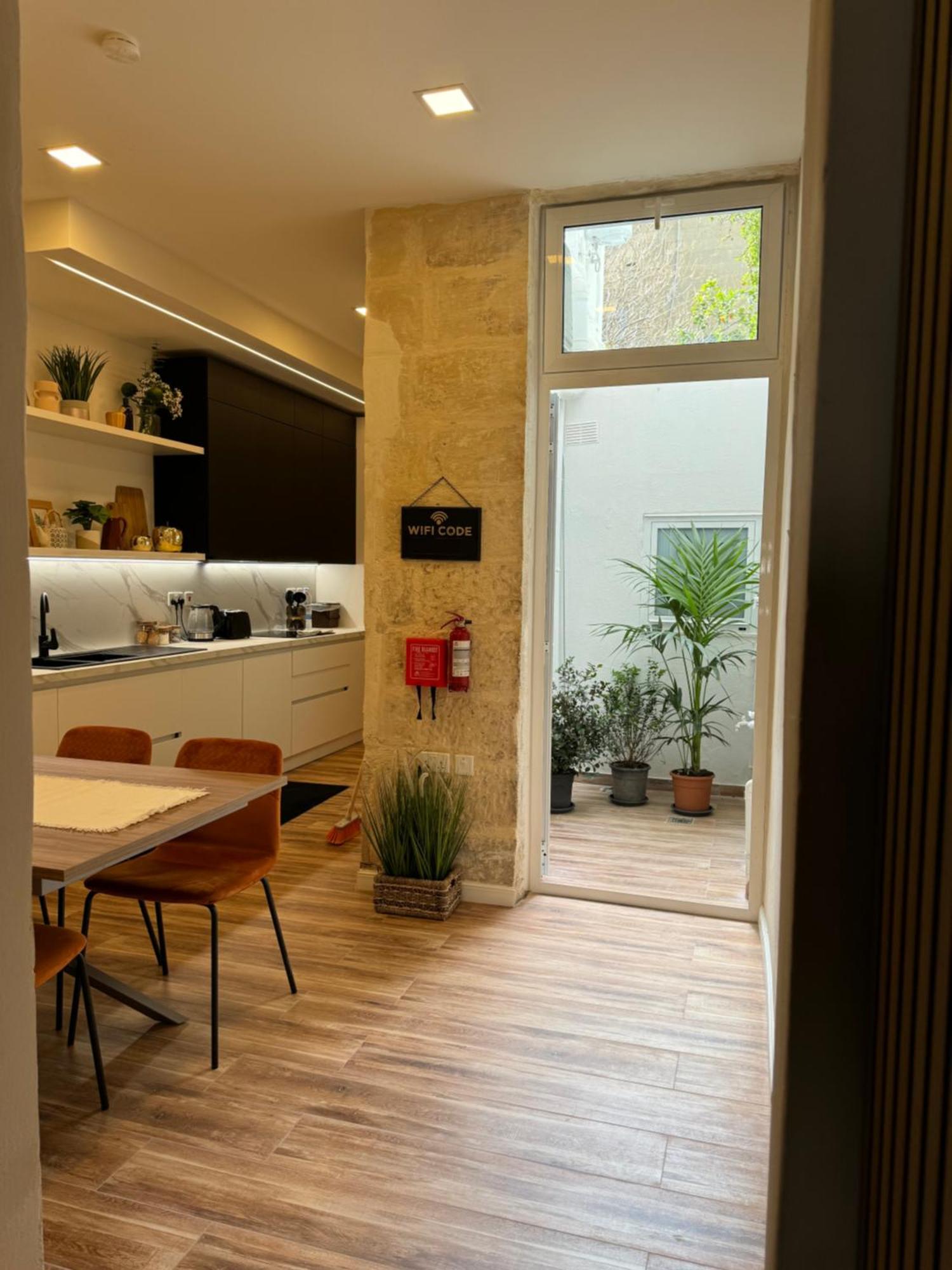Townhouse 26 In Sliema, Malta Villa Ngoại thất bức ảnh